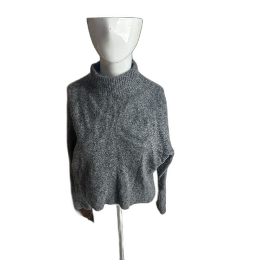 Catherine Malandrino Cashmere Sweater For Women Turle Neck Sz M Casual Top EUC